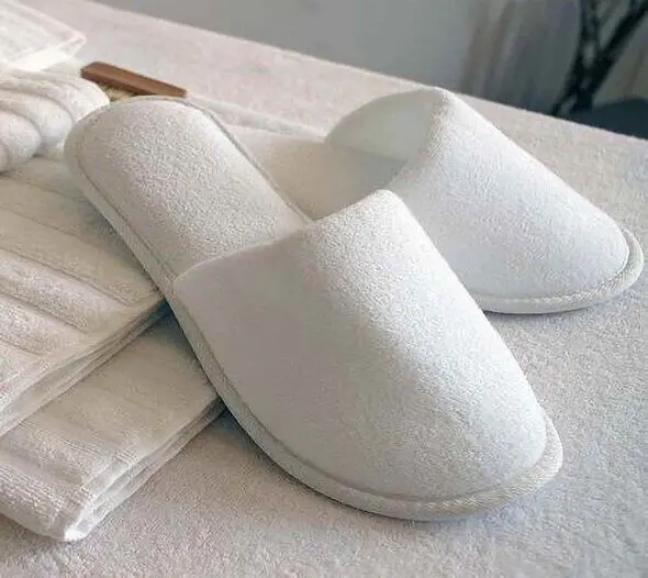 Pantofole da hotel bianche classiche